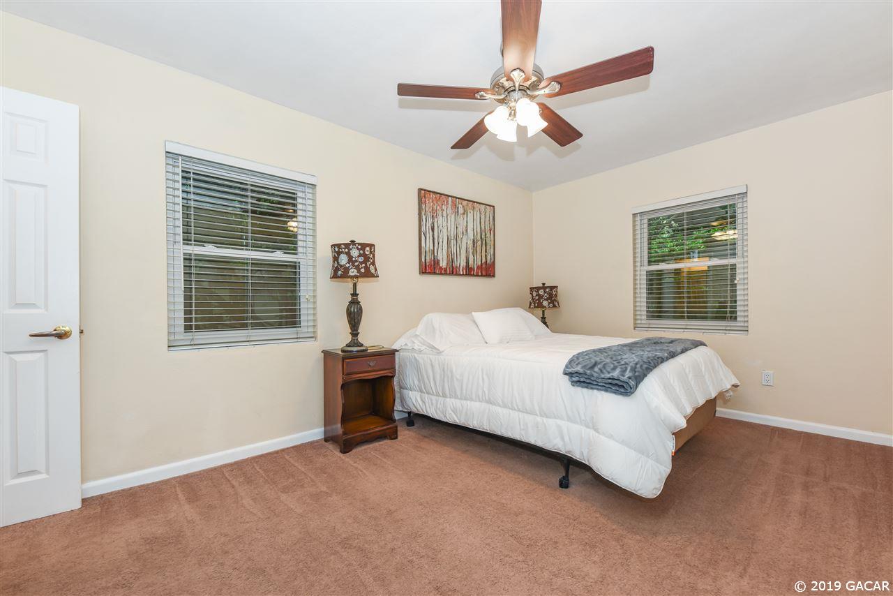 3703 Southwest 20th Street Gainesville, FL 32608 - Photo 16 of 30