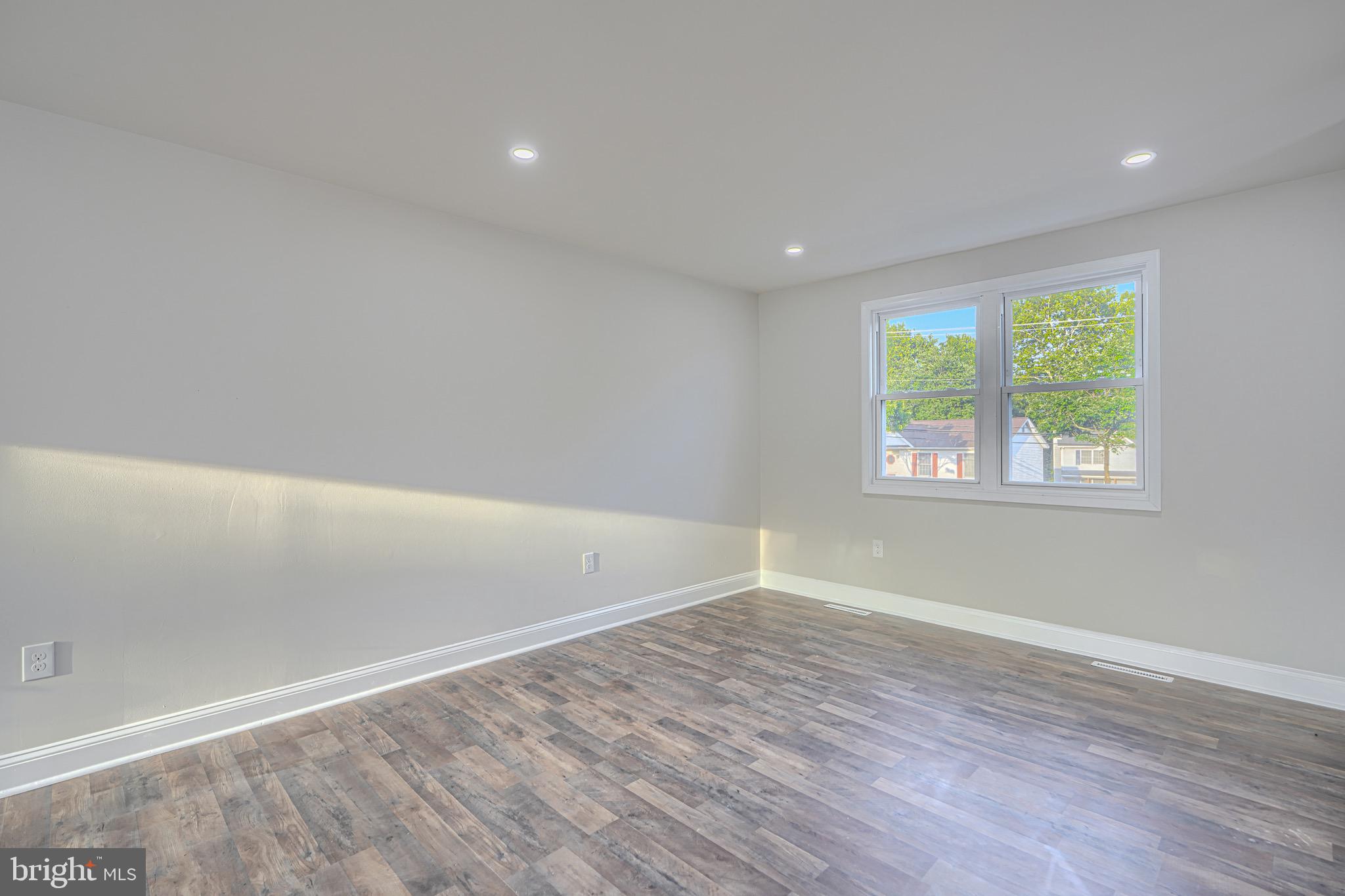 7518 Harmans Road Harmans, MD 21077 - Photo 3 of 42