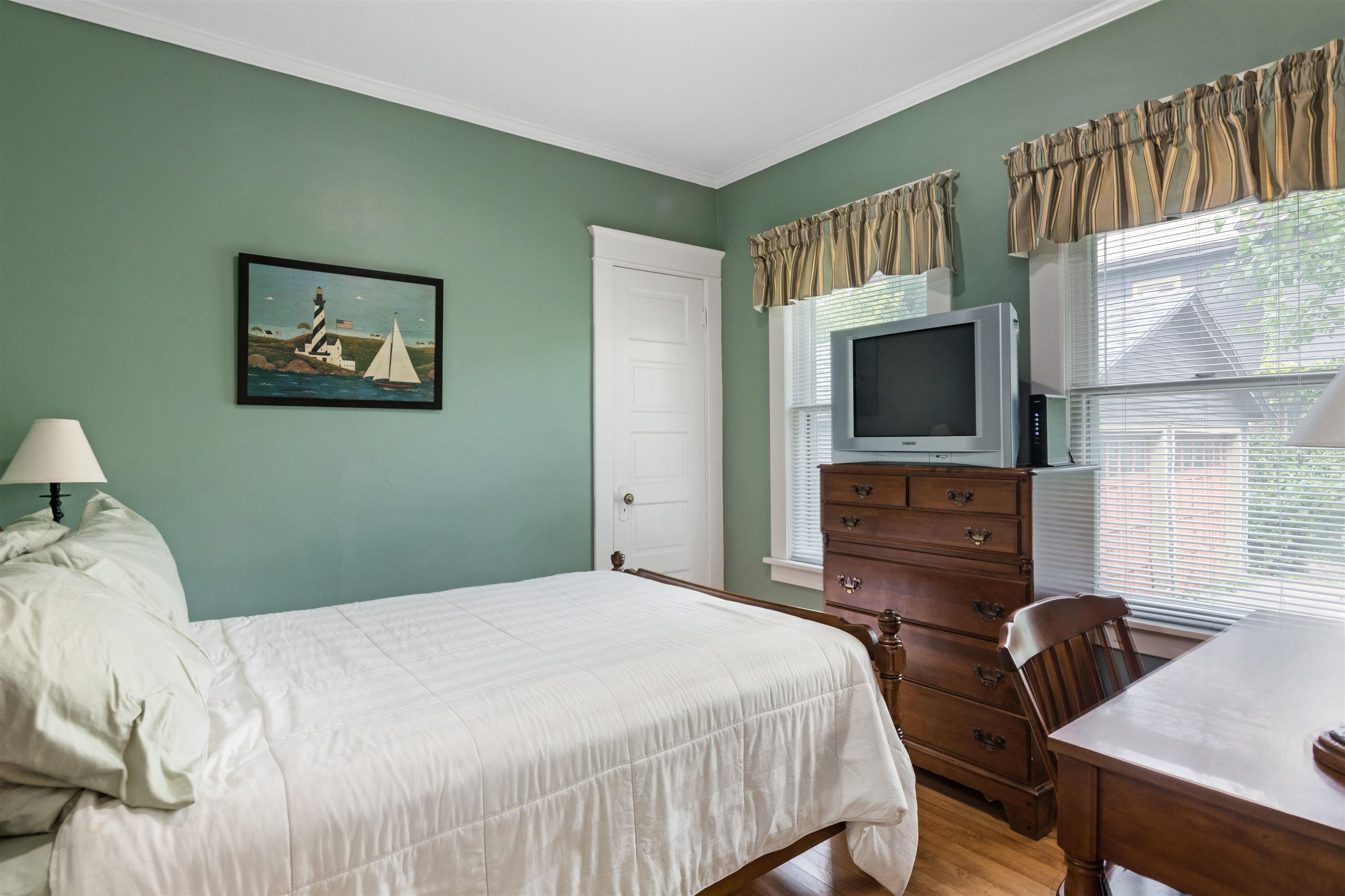 393 Shelburne Road Burlington, VT 05401 - Photo 25 of 36 Gallery Image 25