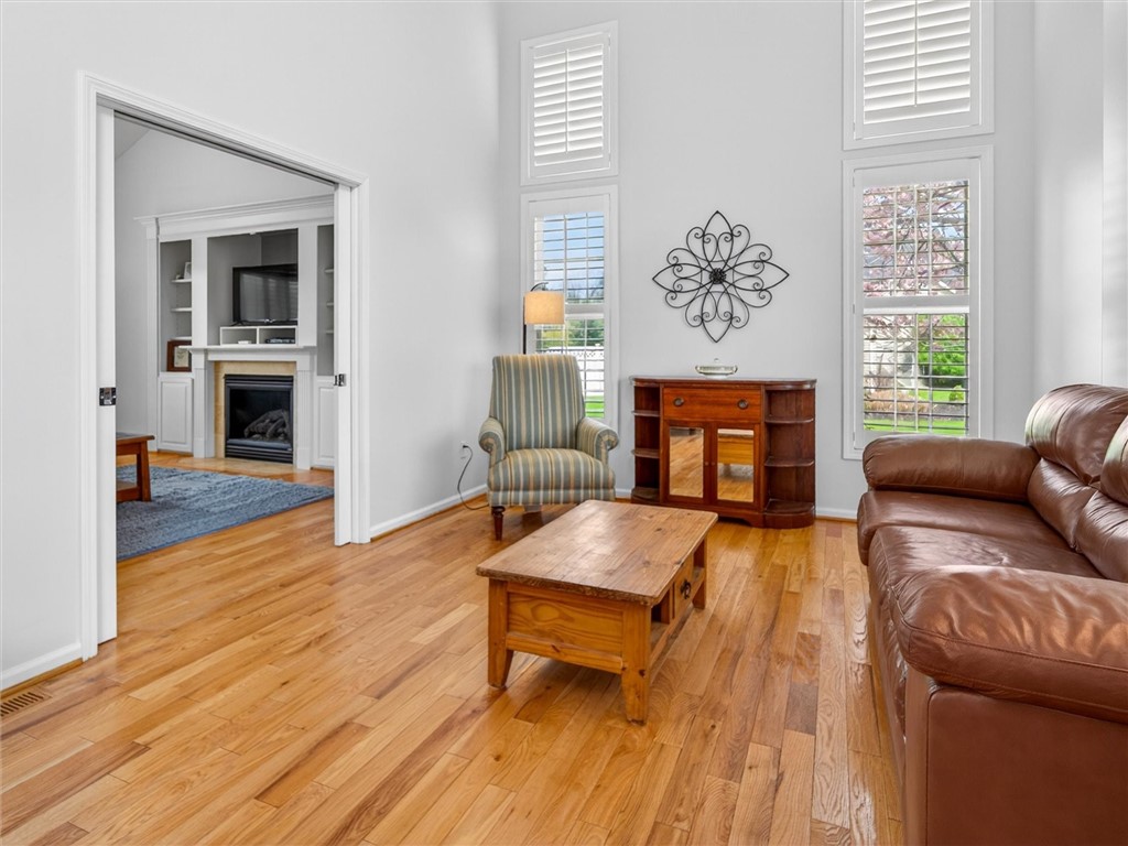 6980 Hackney Circle Victor, NY 14564 - Photo 4 of 50