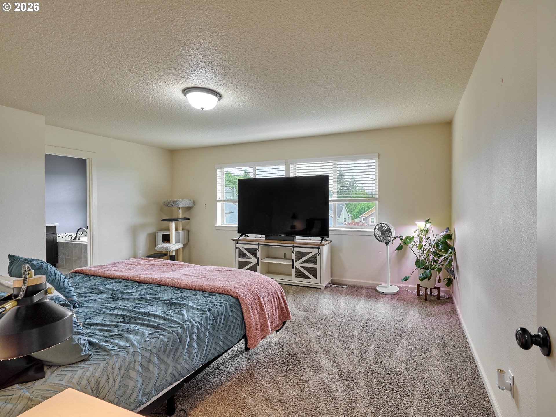 960 Northeast Cascadia Ridge Drive Estacada, OR 97023 - Photo 16 of 42 Bedroom, Owner's Suite