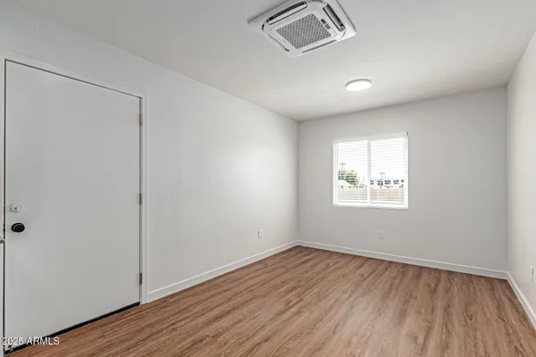 $1,350 | 1934 East Carver Drive, Unit 2, Phoenix, AZ 85040