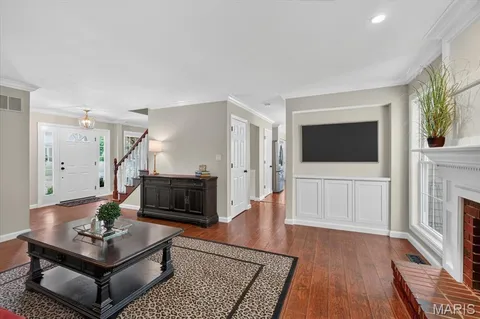 $465,000 | 347 Oak Park Village Drive, Wildwood, MO 63040