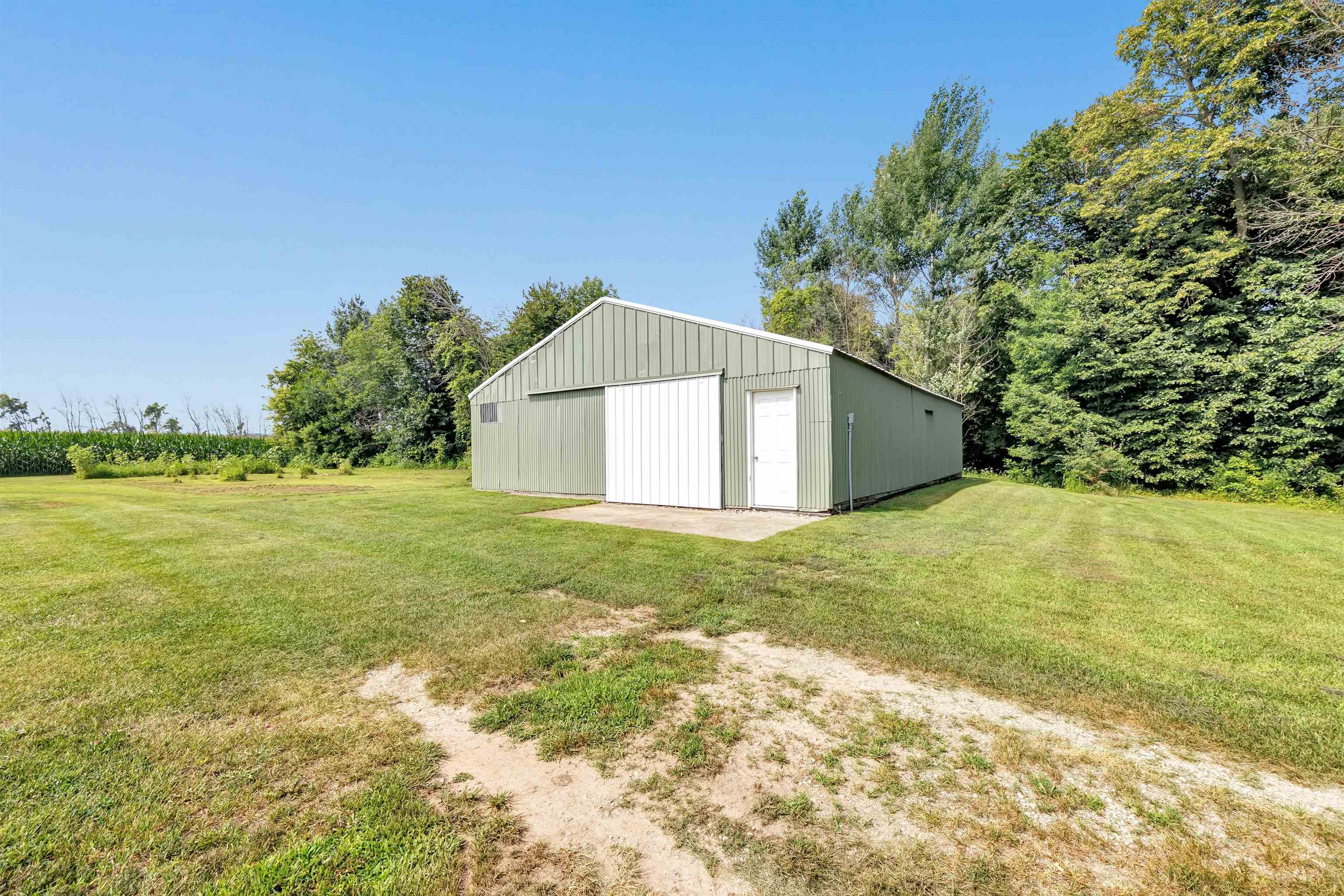 N7273 Moore Road Seymour, WI 54165 - Photo 39 of 53