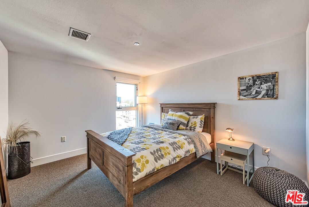 1168 South Barrington Avenue, Unit 603 Los Angeles, CA 90049 - Photo 16 of 40