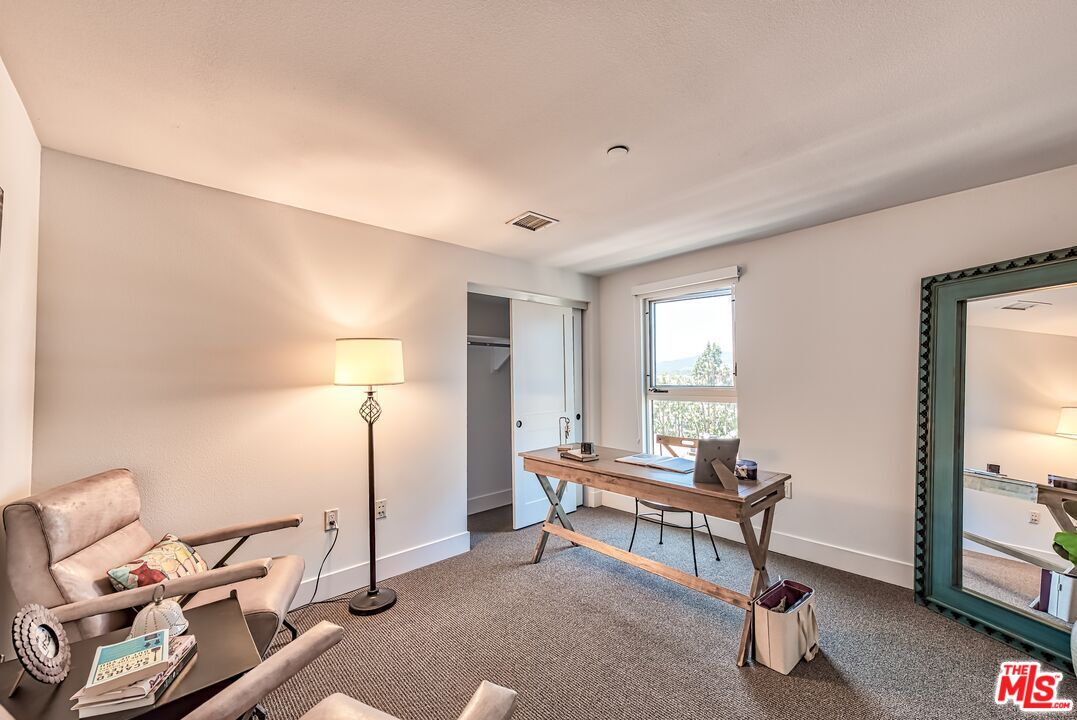 1168 South Barrington Avenue, Unit 603 Los Angeles, CA 90049 - Photo 10 of 40