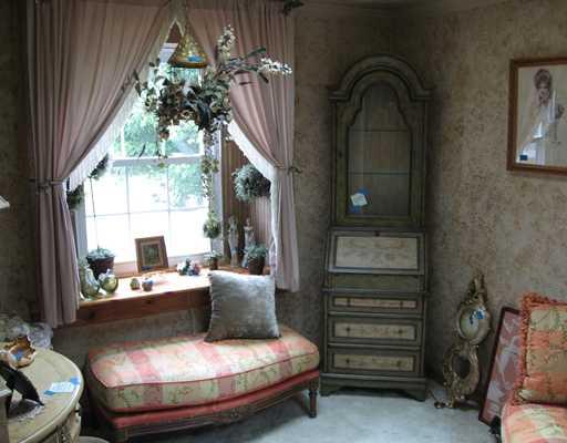 2203 Cowling Road Scottdale, PA 15683 - Photo 15 of 18 Bedroom.