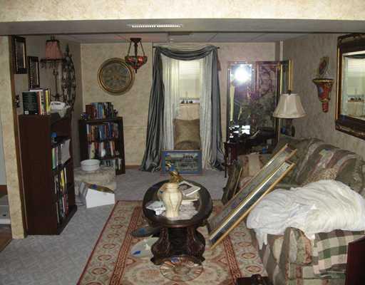 2203 Cowling Road Scottdale, PA 15683 - Photo 16 of 18 Family Room.