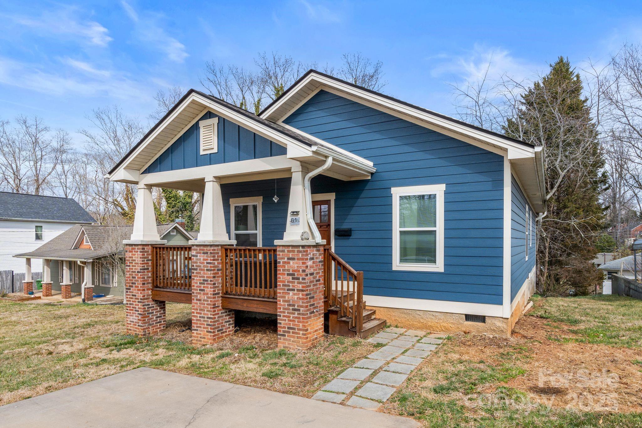 61 Deaverview Road Asheville, NC 28806 - Photo 3 of 22 Gallery Image 3