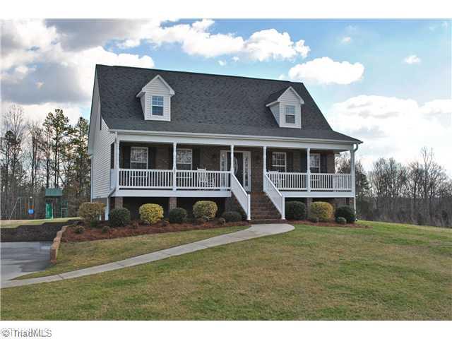 287 Crystal Ridge Drive Lexington, NC 27295 - Photo 1 of 14 Exterior Front.