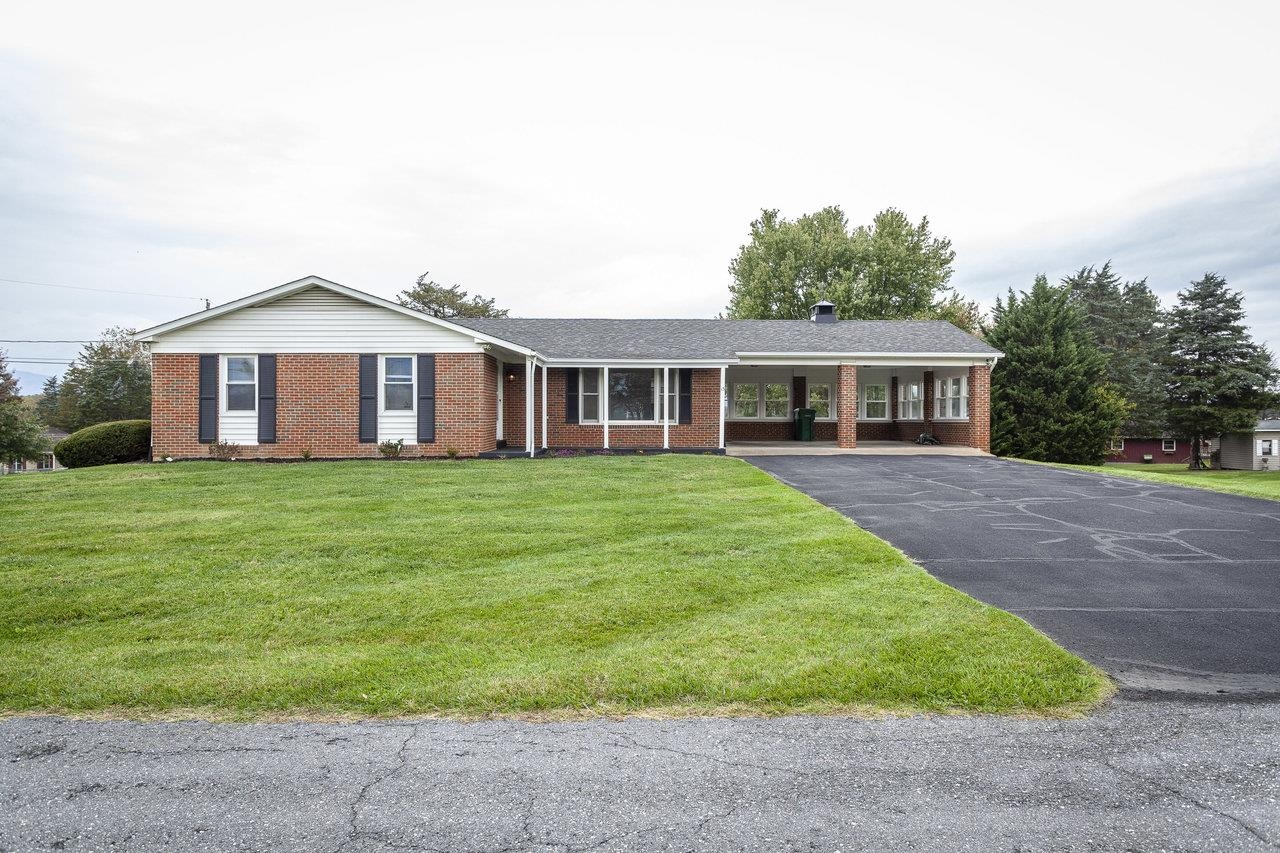13 Spring View Boulevard Luray, VA 22835 - Photo 1 of 39 Gallery Image 1