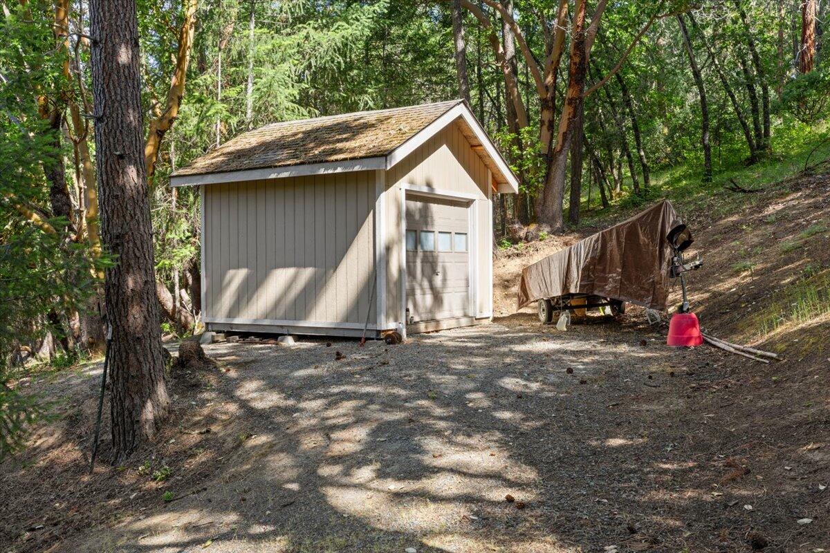 6041 Sterling Creek Road Jacksonville, OR 97530 - Photo 34 of 43 05-CI_0290