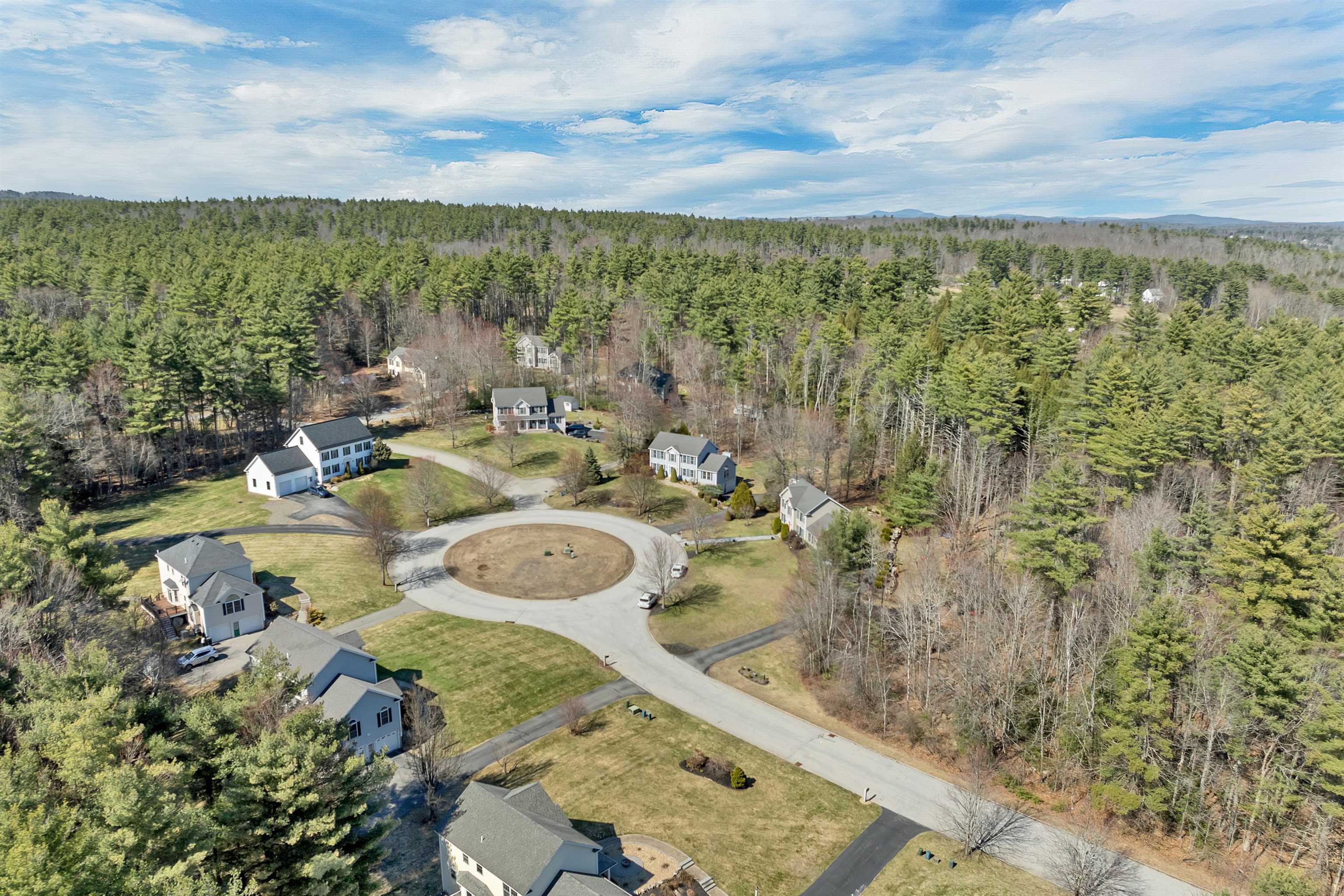 36 Welcome Drive Concord, NH 03301 - Photo 5 of 48