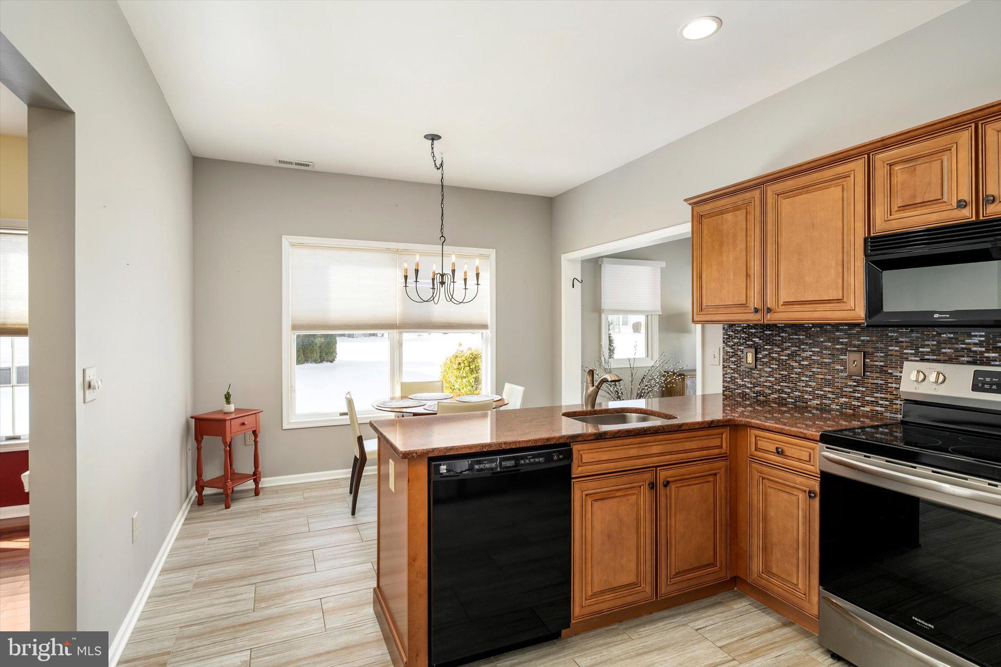 14 Covered Bridge Circle Columbus, NJ 08022 - Photo 12 of 23