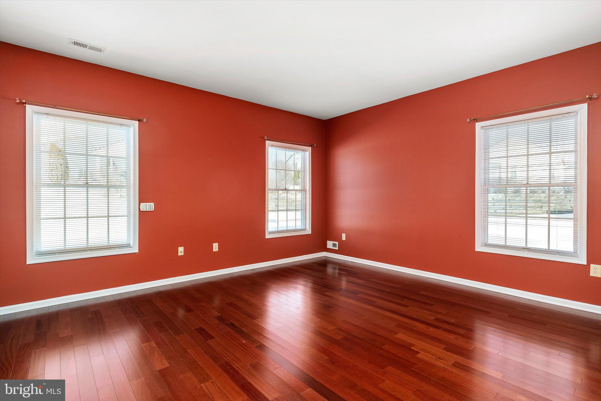 14 Covered Bridge Circle Columbus, NJ 08022 - Photo 16 of 23