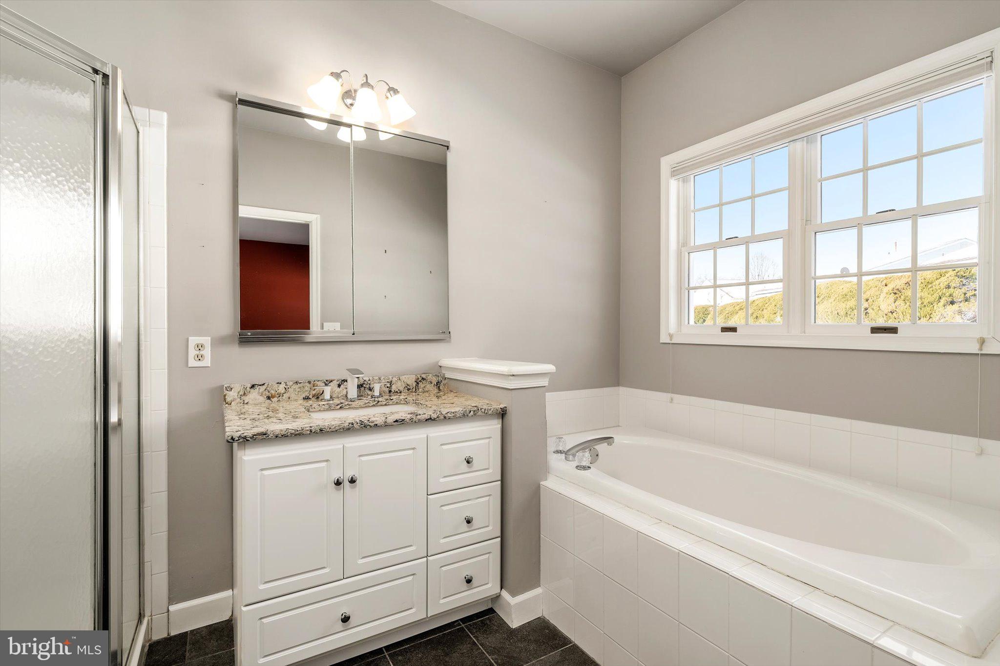 14 Covered Bridge Circle Columbus, NJ 08022 - Photo 19 of 23