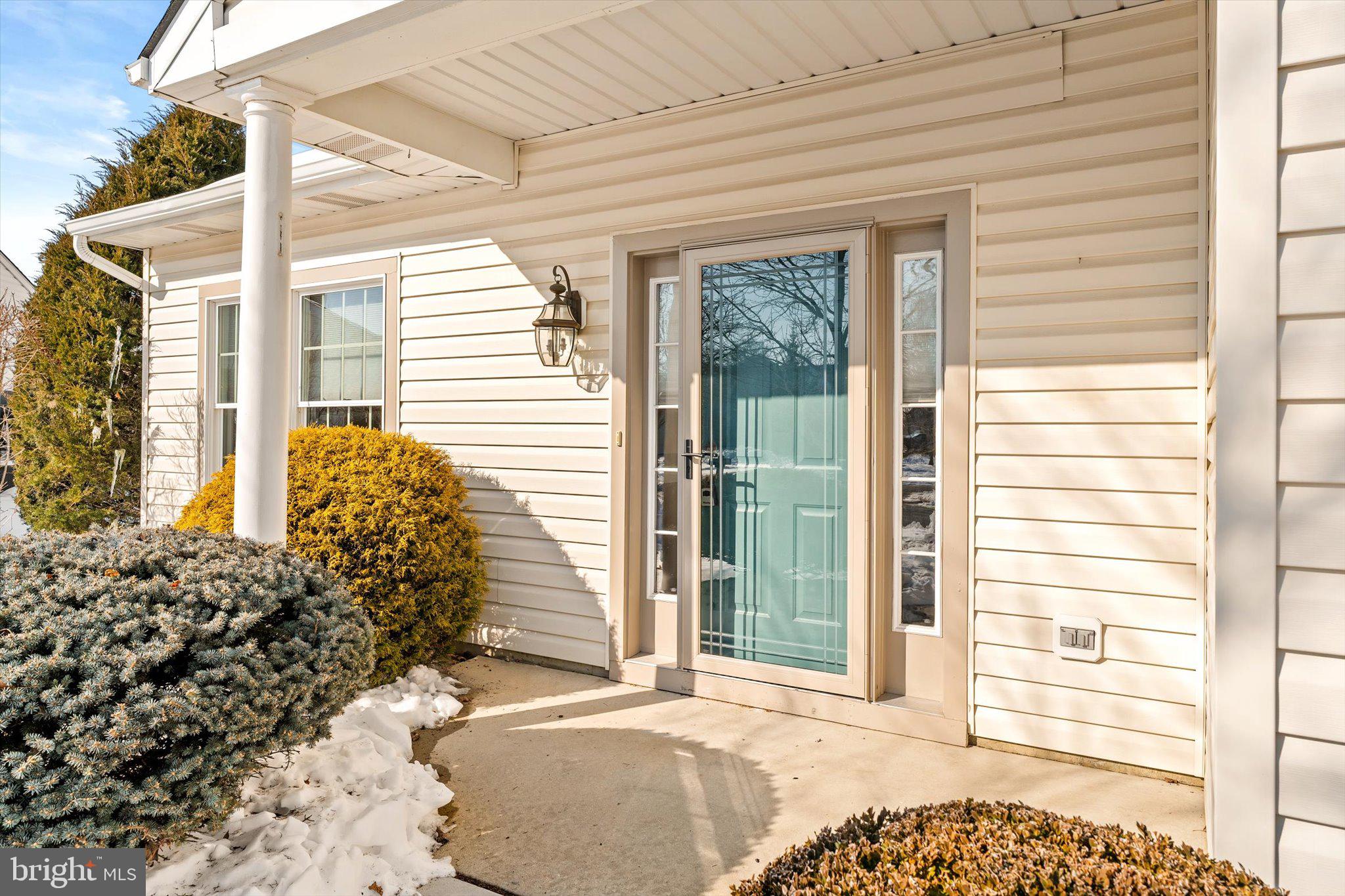 14 Covered Bridge Circle Columbus, NJ 08022 - Photo 2 of 23