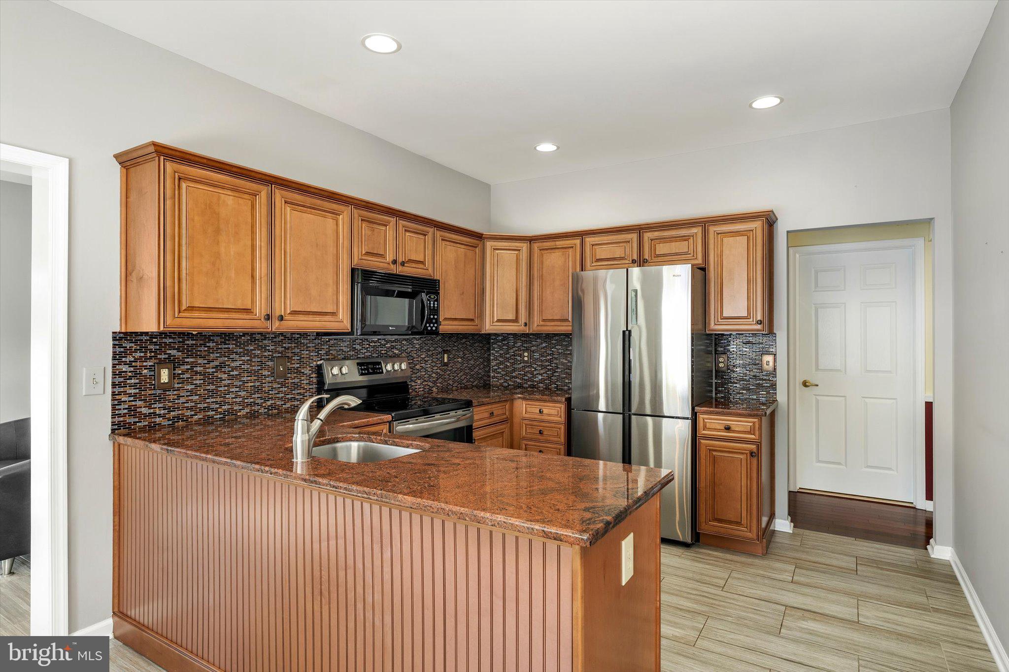 14 Covered Bridge Circle Columbus, NJ 08022 - Photo 9 of 23