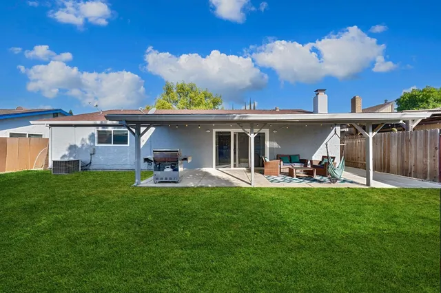 $434,500 | 10732 Paiute Way, Rancho Cordova, CA 95670