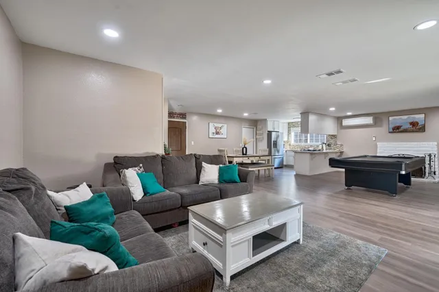 $434,500 | 10732 Paiute Way, Rancho Cordova, CA 95670