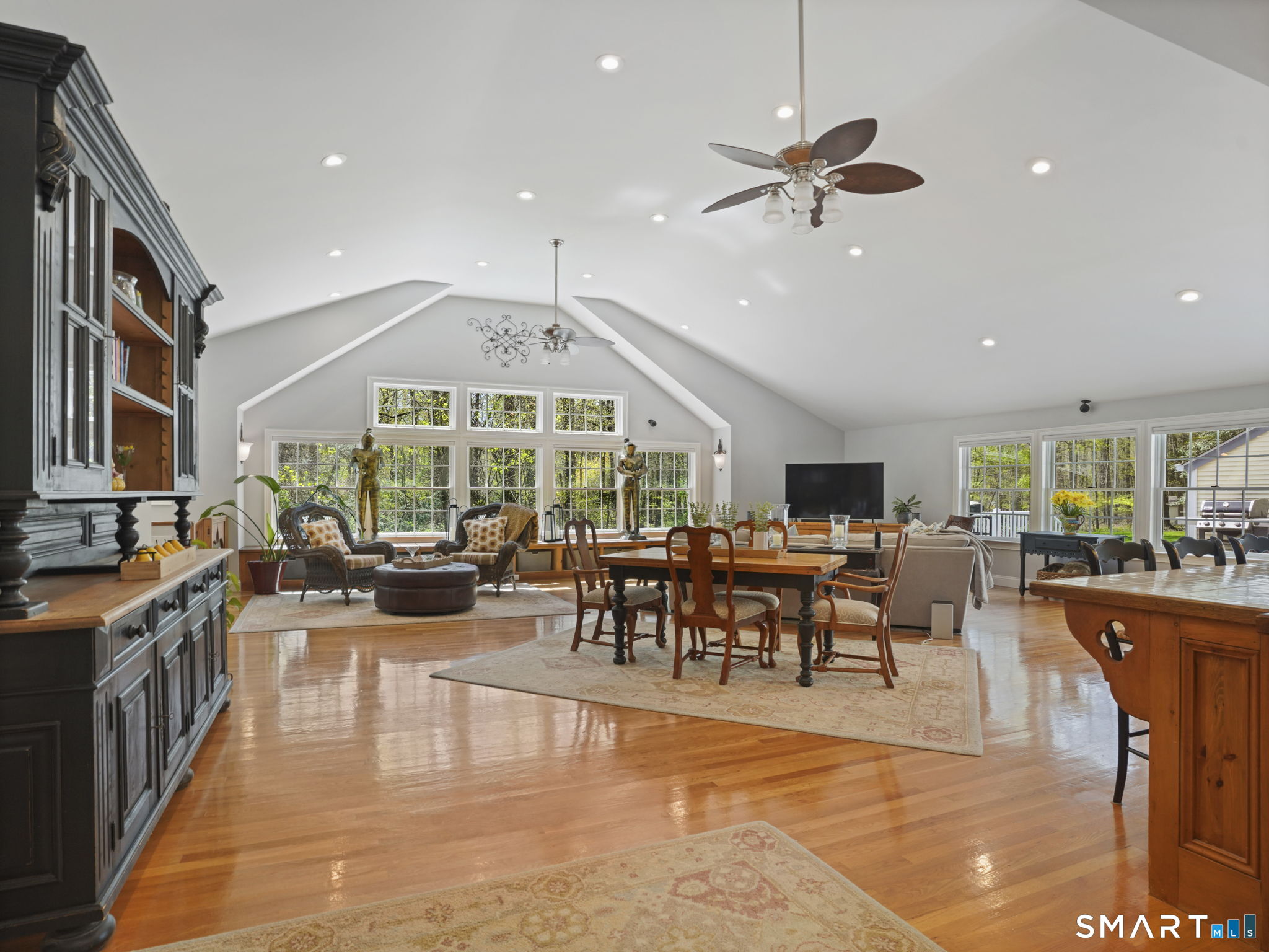 143 Old Boston Road Wilton, CT 06897 - Photo 5 of 40