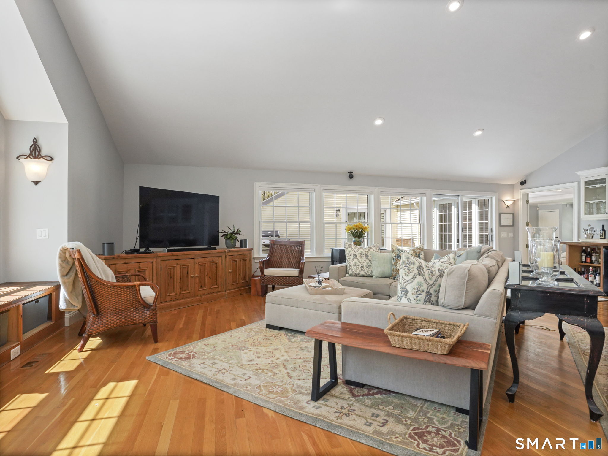 143 Old Boston Road Wilton, CT 06897 - Photo 8 of 40