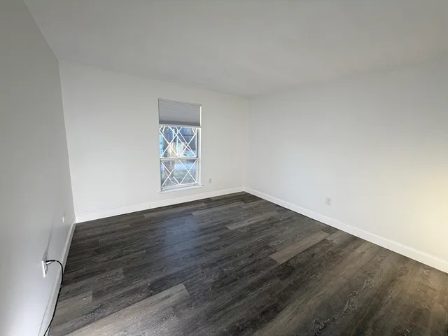 $2,400 | 18 Shadowbrook Lane, Unit 37, Milford, MA 01757