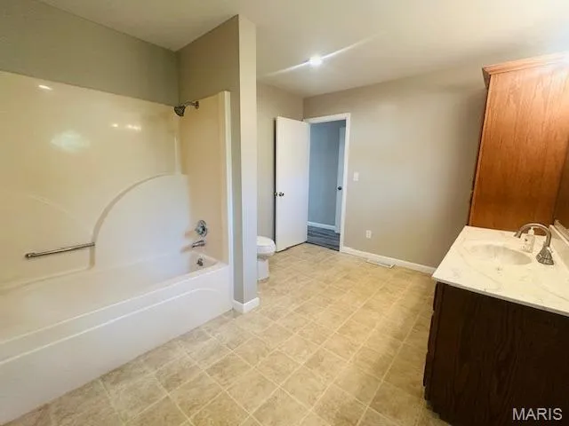 $159,900 | 318 East Henry Street, Poplar Bluff, MO 63901