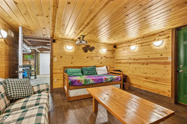 $399,900 | 553 South 880th Street East, Rockville, IN 47872