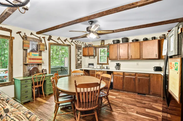 $399,900 | 553 South 880th Street East, Rockville, IN 47872