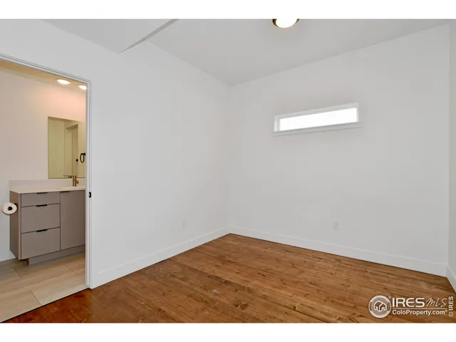 a view of empty room