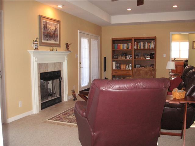 3991 Trough Springs Road Adams, TN 37010 - Photo 10 of 20 Den