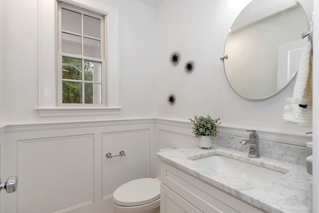 8 Slocum Road Lexington, MA 02421 - Photo 16 of 42