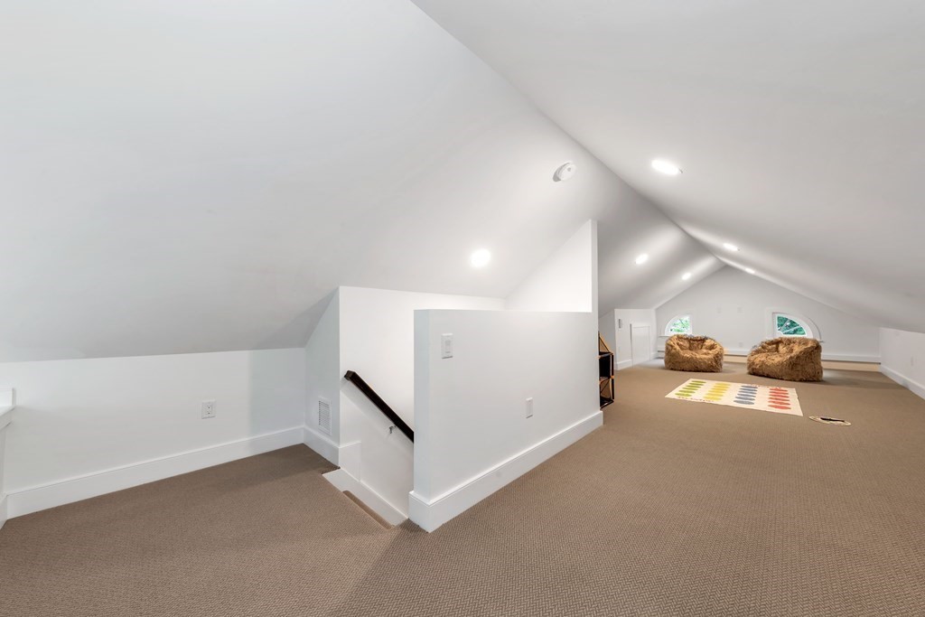 8 Slocum Road Lexington, MA 02421 - Photo 29 of 42