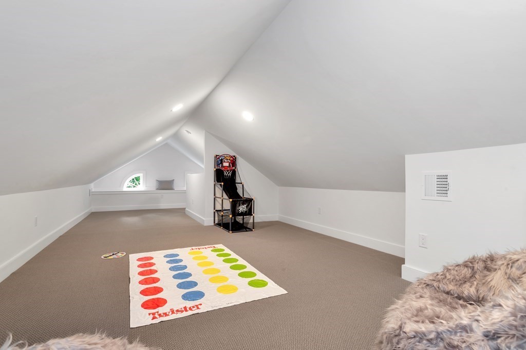 8 Slocum Road Lexington, MA 02421 - Photo 31 of 42