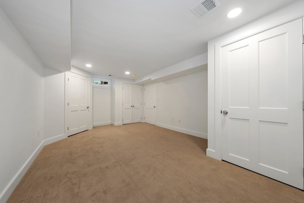 8 Slocum Road Lexington, MA 02421 - Photo 34 of 42