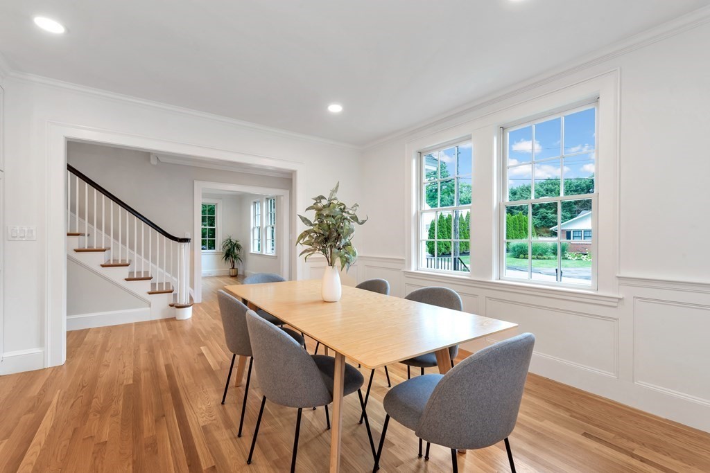 8 Slocum Road Lexington, MA 02421 - Photo 6 of 42