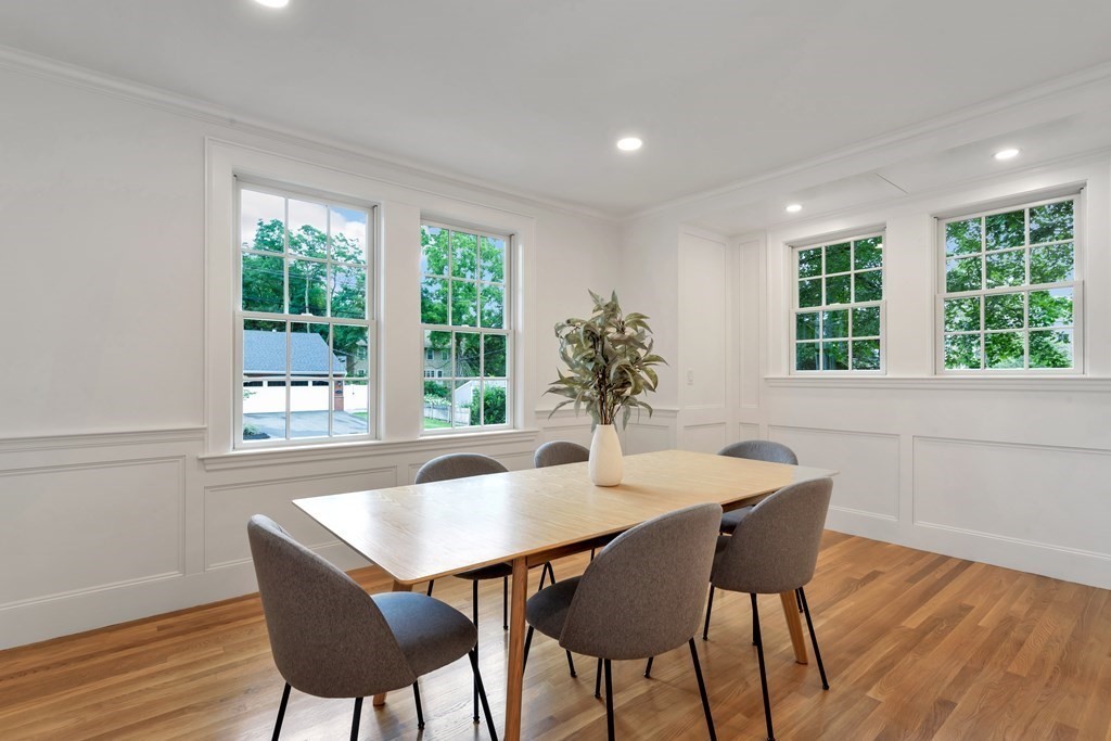 8 Slocum Road Lexington, MA 02421 - Photo 7 of 42