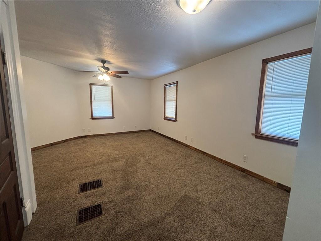 355 6th Street Freedom, PA 15042 - Photo 14 of 21