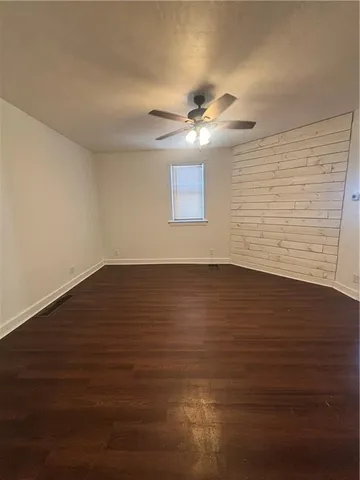 $950 | 355 6th Street, Freedom, PA 15042