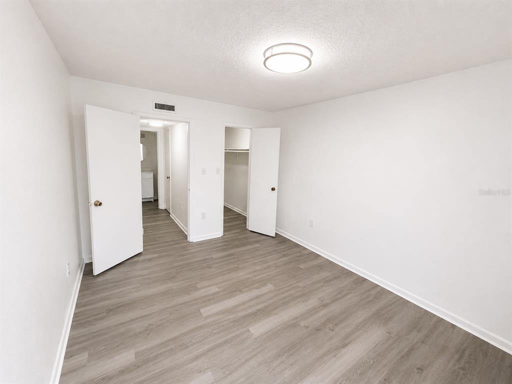 2789 L B McLeod Road, Unit D Orlando, FL 32805 - Photo 7 of 12