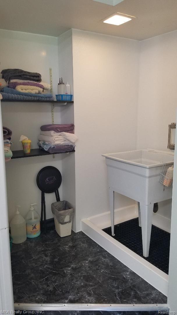 14371 Grafton Road Carleton, MI 48117 - Photo 51 of 81 Grafton Mud room 2.jpg