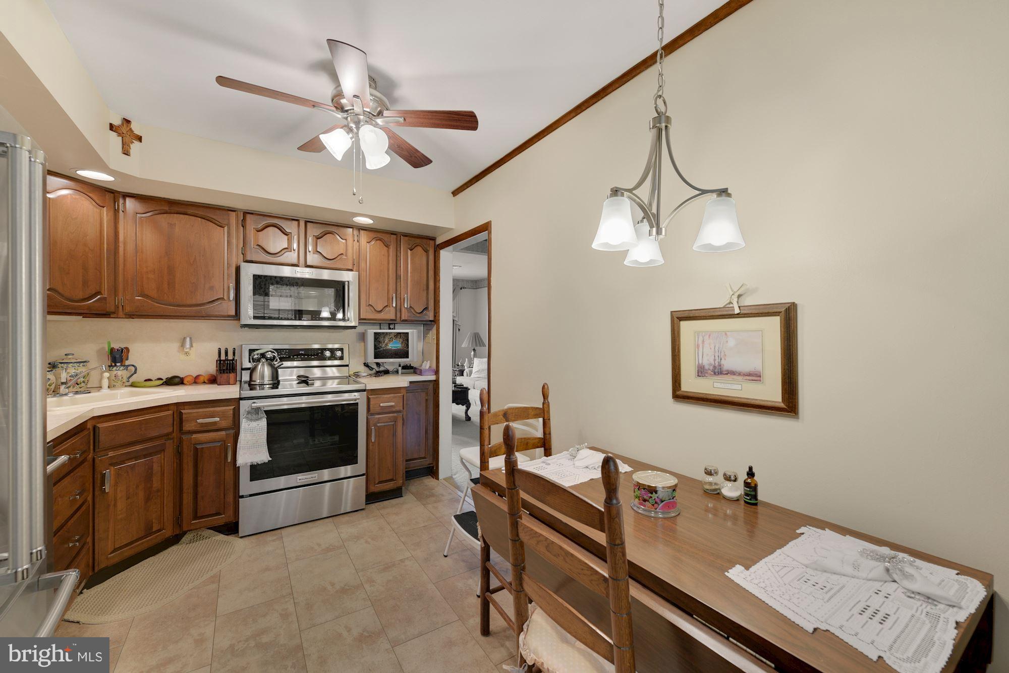 10 Scrapetown Road Pemberton, NJ 08068 - Photo 14 of 31 Kitchen