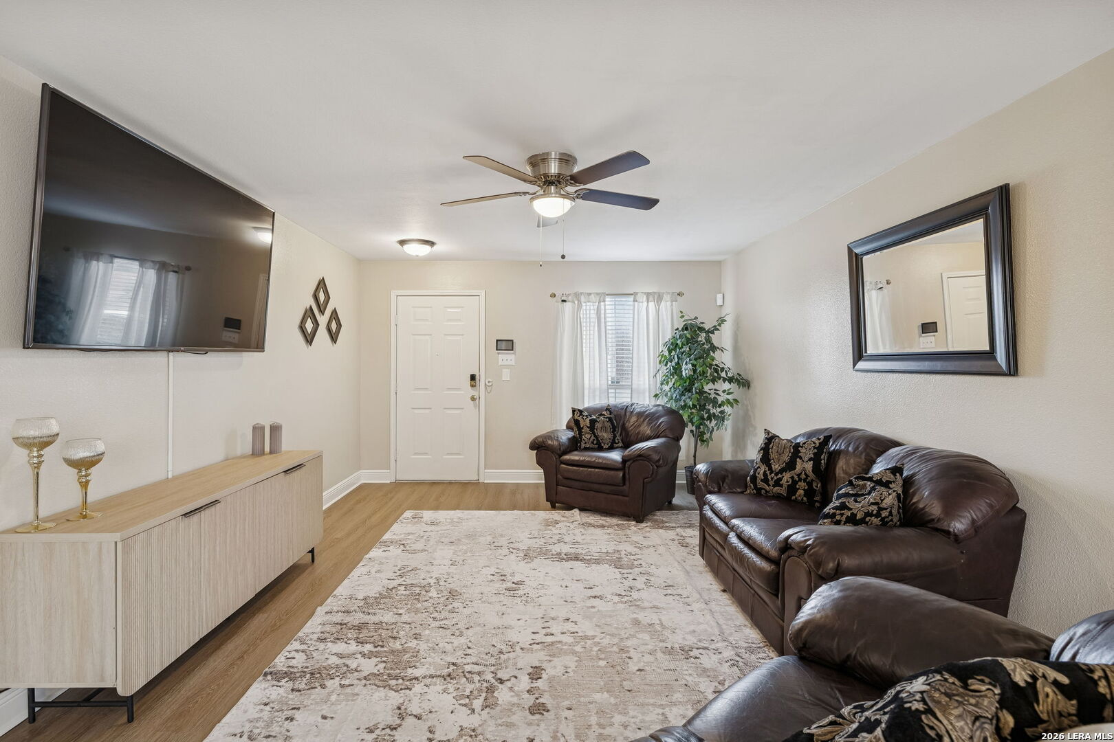 10310 Springwood Square Universal City, TX 78148 - Photo 5 of 45