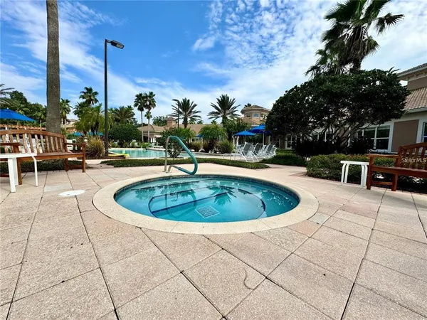 $215,000 | 8350 Bella Tierra Court, Unit 8350, Davenport, FL 33896