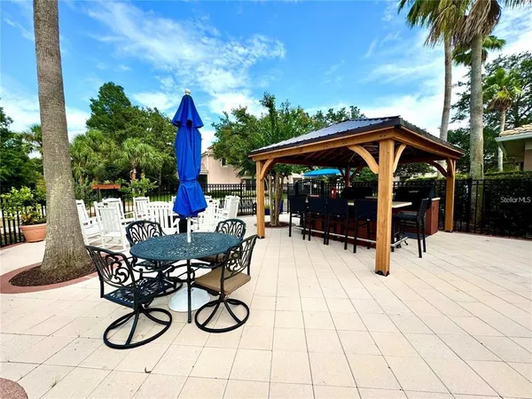 $215,000 | 8350 Bella Tierra Court, Unit 8350, Davenport, FL 33896