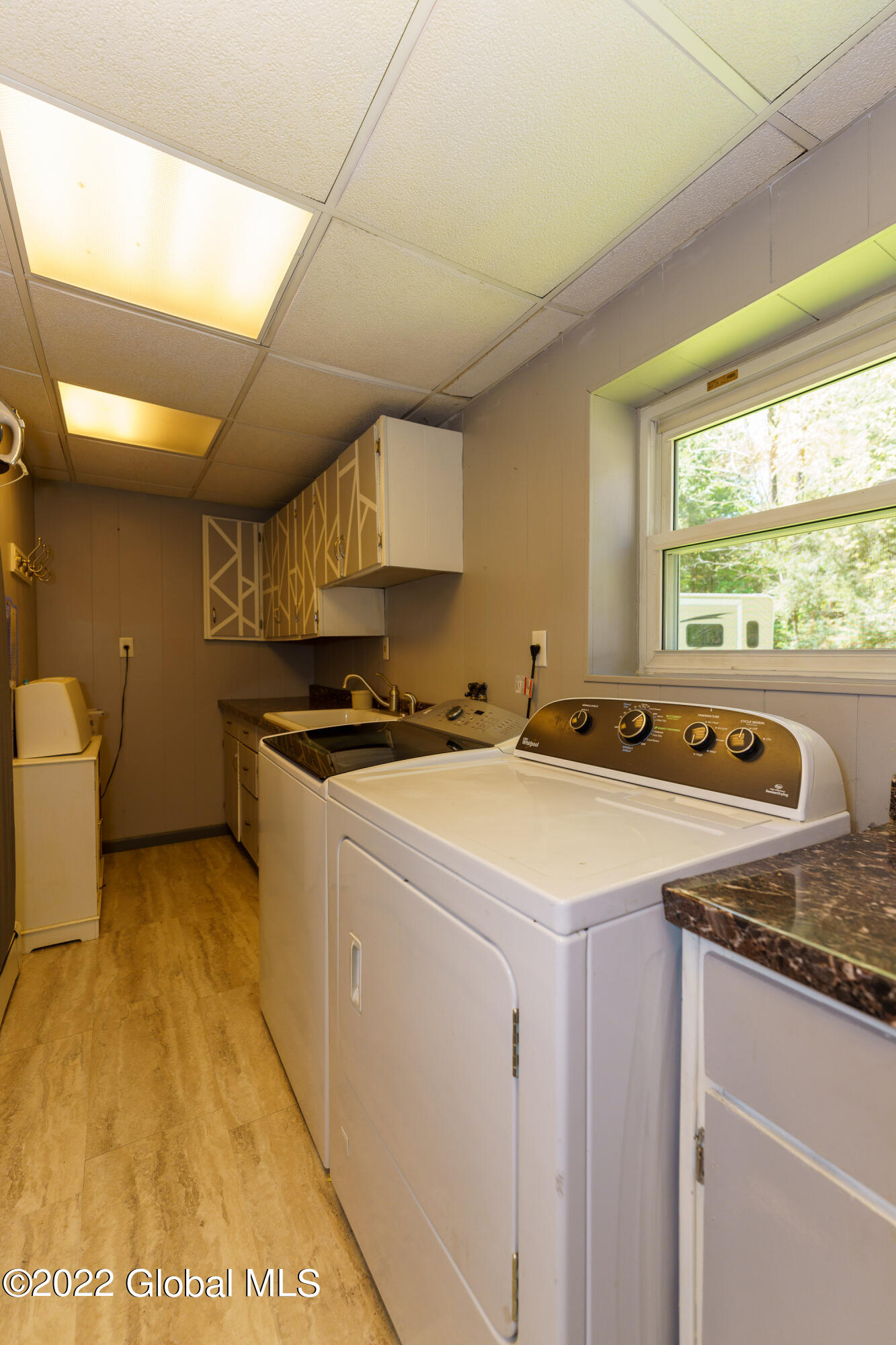 187 Vanderzee Road Ravena, NY 12143 - Photo 18 of 26 Laundry