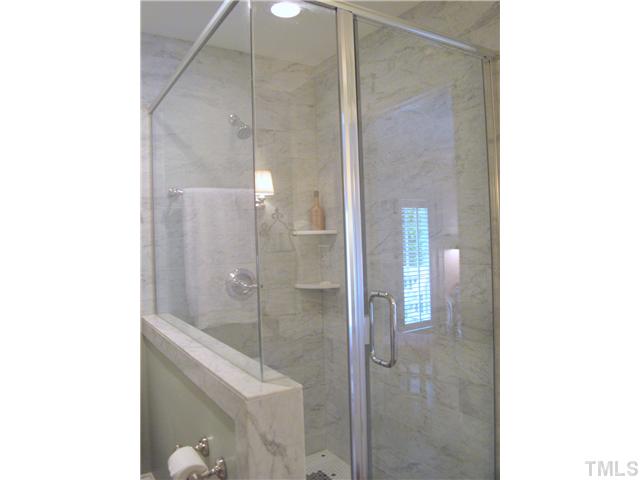 1320 Ridge Road Raleigh, NC 27607 - Photo 16 of 25