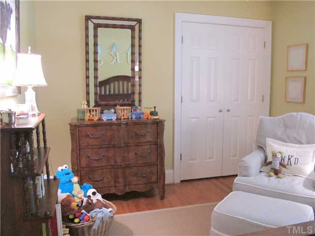 1320 Ridge Road Raleigh, NC 27607 - Photo 19 of 25