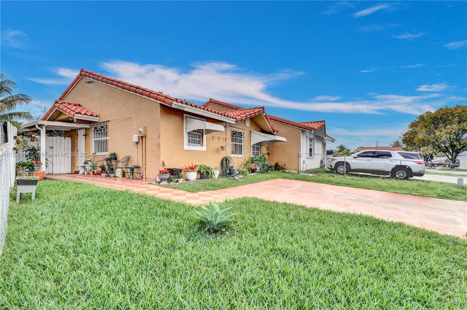 12052 Southwest 208th Terrace Miami, FL 33177 - Photo 3 of 44 Gallery Image 3